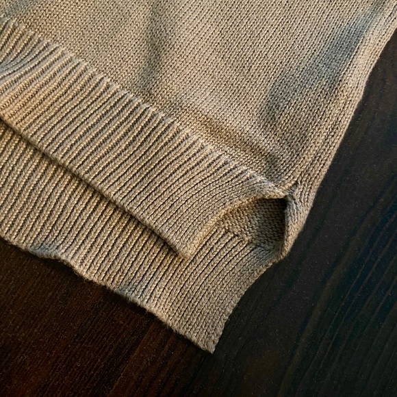 Crop Top Sweater - Picture 3 of 5